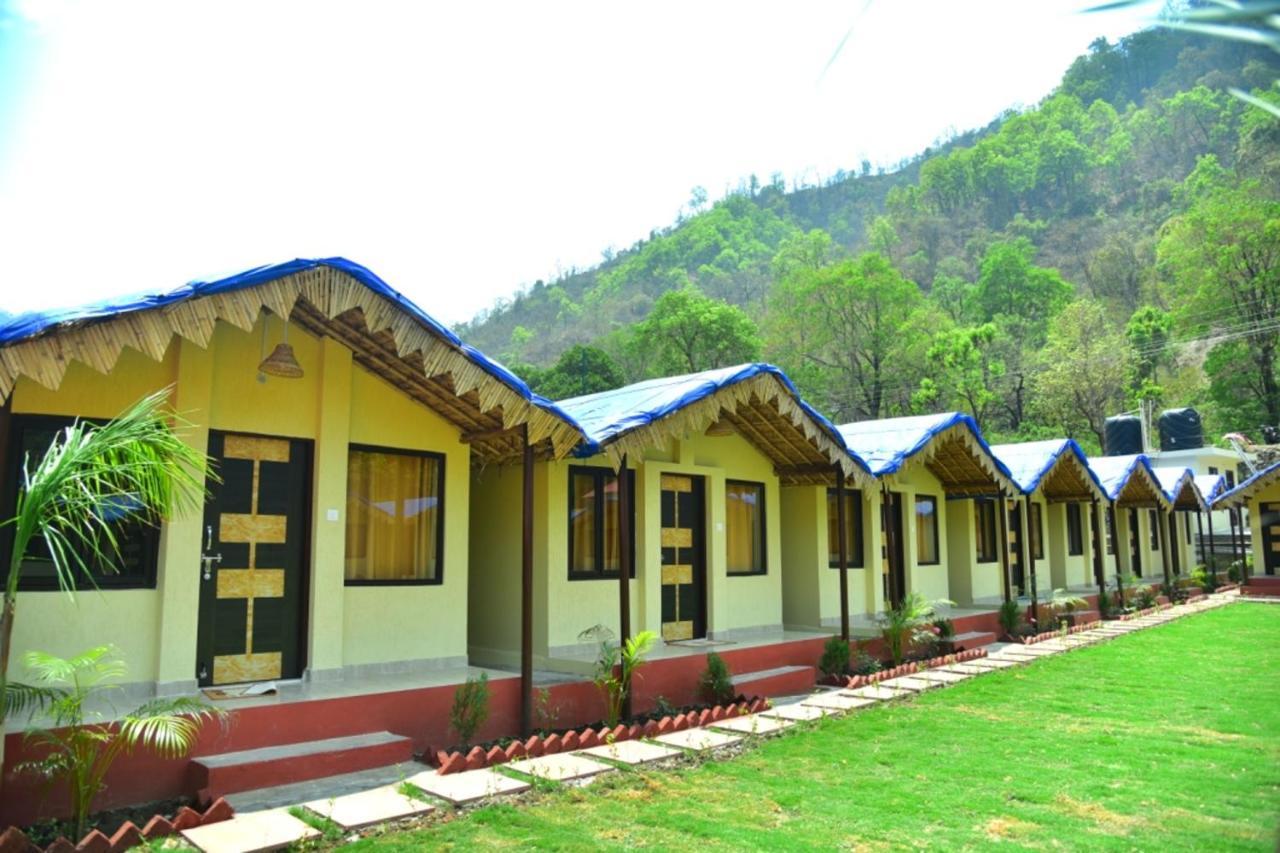 Garud Chatti River Resort Rishikesh Exterior photo