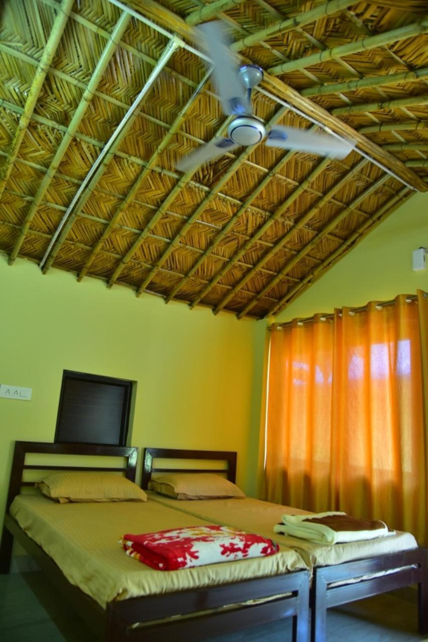 Garud Chatti River Resort Rishikesh Exterior photo