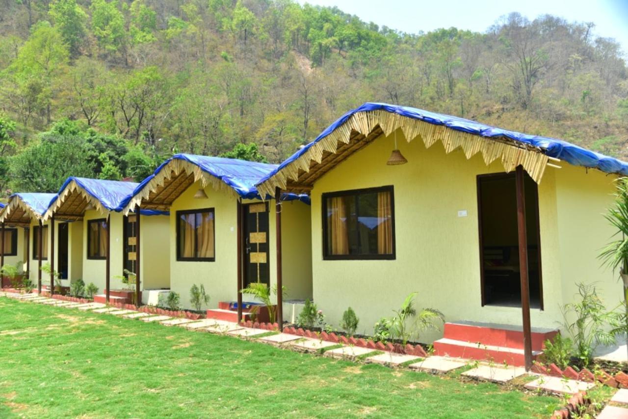 Garud Chatti River Resort Rishikesh Exterior photo
